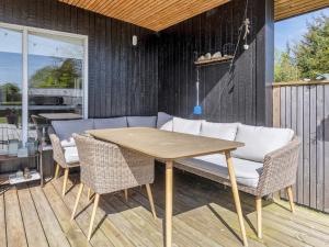 6 person holiday home in Højslev-By Traum