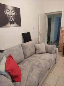 Apartments by the sea Banjol, Rab - 22777