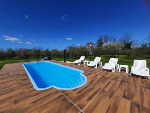 Family friendly house with a swimming pool Radetici, Central Istria - Sredisnja Istra - 22945 