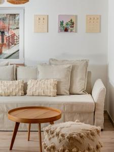 Seaside holiday house Kastel Novi, Kastela - 23126