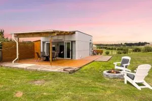 Waikawa Beach Pod - Otaki Beach