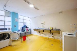 2 Bedroom Water Views Edgecliff Harbour Apartment