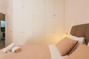 Flat in Athens historic city center @Ipitou str