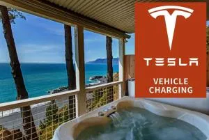 Amazing Oceanview 2 bedroom Oceanfront! by OceanviewHotTubs Shelter Cove, CA Tesla EV Station - Redway