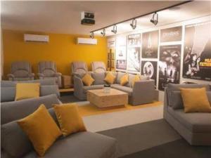 2bed apartment 500m from beach