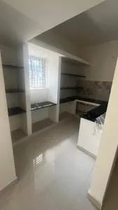 V Inn Service Apartments - Tada