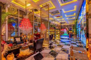 NEW! Riviera Ocean Drive Posh 1-BR KING Oceanview