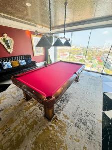 NEW! Riviera Ocean Drive Queen Studio Corner Luxe