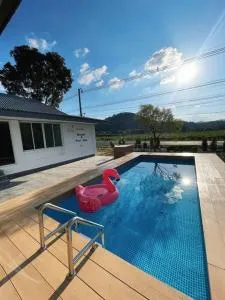 Madam Pool Villa Khaoyai - Ban Mo Maklua