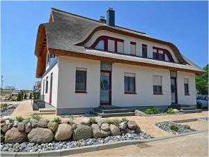 Sea noise 18 Comfortable holiday residence