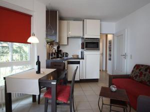 On the spa promenade