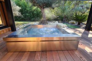 Villas Villa PAPAGAYO, piscine chauffee, jacuzzi & sauna : photos des chambres