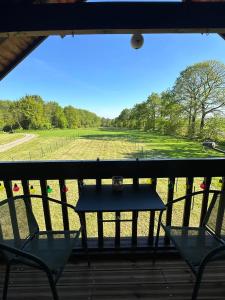 Maisons de vacances Very Peaceful Larchamp. Dogs Welcome : photos des chambres