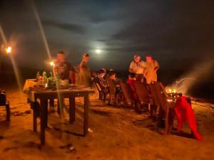 LakeSide Camping Yala