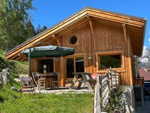 Chalet 3 chambres, 11 personnes près du domaine skiable, parking gratuit, Chez Pépé à Saint-Gervais