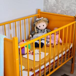 Meren rannalla viihtyisä asunto.