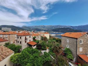 Santa Maria - Old Town Apartment