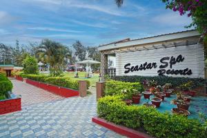 SEA STAR SPA RESORT on BEACH FAMILY RESORT