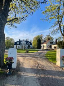Gårdsflygel med egen trädgård