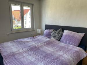 Sonnige 3 Zimmer Wohnung mit schönem Balkon im Grünen