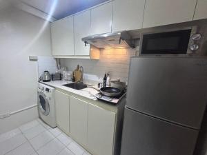 Relax in style: Modern Airbnb and Netflix