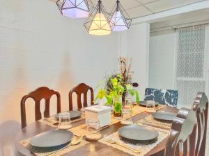 Getaway Villa Bangkok - 4 Bedroom,6 Beds and 5 Bathroom