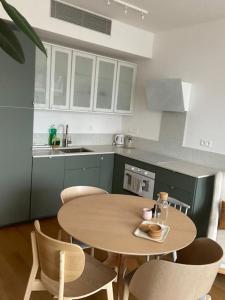 Skypark 1 with free parking