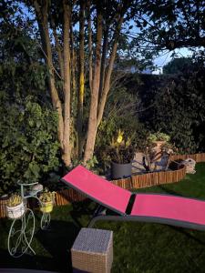 Maisons de vacances Mazet des Orchidees - Gite 4 personnes 50 m2 - Jardin, spa prive - independant - stationnement prive : photos des chambres
