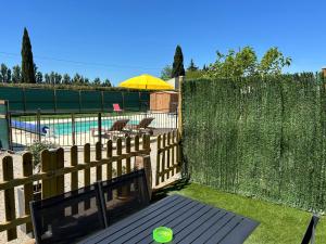 AppartEstel 2 pers en campagne avec terrasse et accès piscine