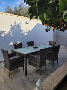 CASA DEGLI ARANCI, smart work wifi garden terrace
