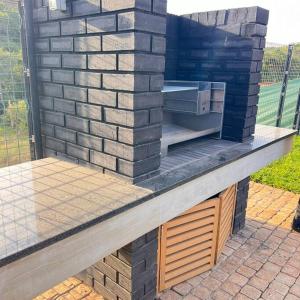 Zimbali lakes boulevard edge