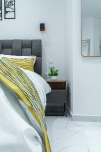 Paradise Dream studio in the heart of Athens Syntagma !