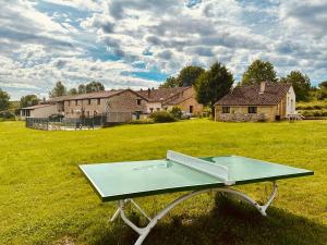 Maisons de vacances Ensemble 7 gites avec Piscines 50 couchages, Les Naudines Cottages : photos des chambres