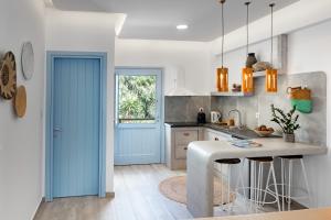 Light Blue Window Kamari