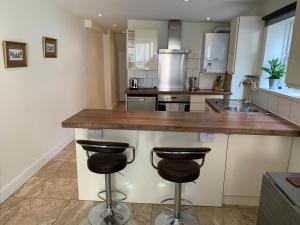 Garden flat-nice natural light