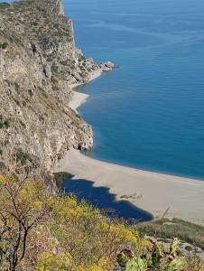 Mansarda con terrazzo vista mare