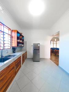 Villa in Msambweni with private pool and Cook