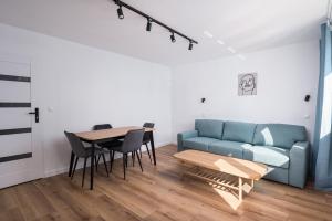 Ochota Comfort Apartment by BookingHost