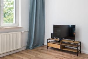 Ochota Comfort Apartment by BookingHost