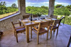 Holiday home Krase only 300m from sea