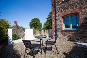 Rumford Heights guest apartment