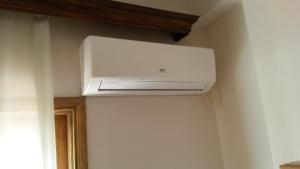 3-Х местный номер с балконом в старом Батуми