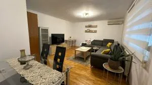 Prostrani stan Tuzla - Kosanovići