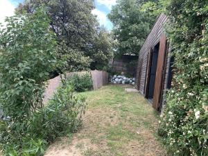 Maisons de vacances Maison en bois a Entrechaux : photos des chambres