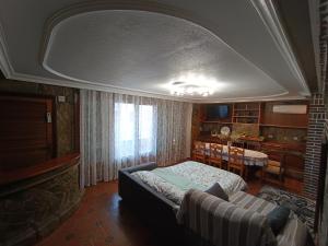 BIG PENTHOUSE FOR 10 per
