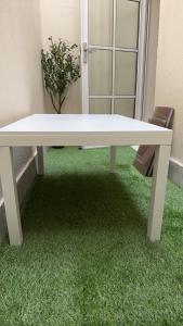 شقه 3 غرف وصالك باثاث انيق ودخول ذاتي