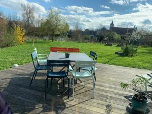 Villas Maison spacieuse avec piscine au sel proche grand stade : photos des chambres