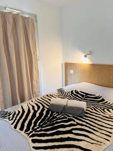 à 10 min de la Croisette - pieds dans la mer