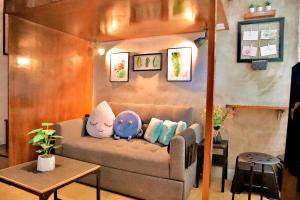 The Couch Potatoes - Strutture non classificate a Manila