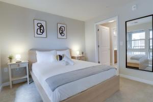 Amazing apartment with easy access to the metro